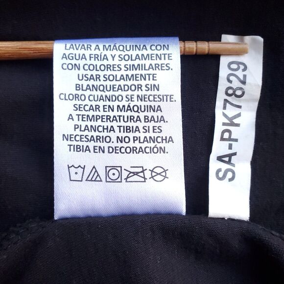 App State Mountaineers T Shirt Mens M Appalachian V Neck 100% Cotton Black NWT - Picture 10 of 16